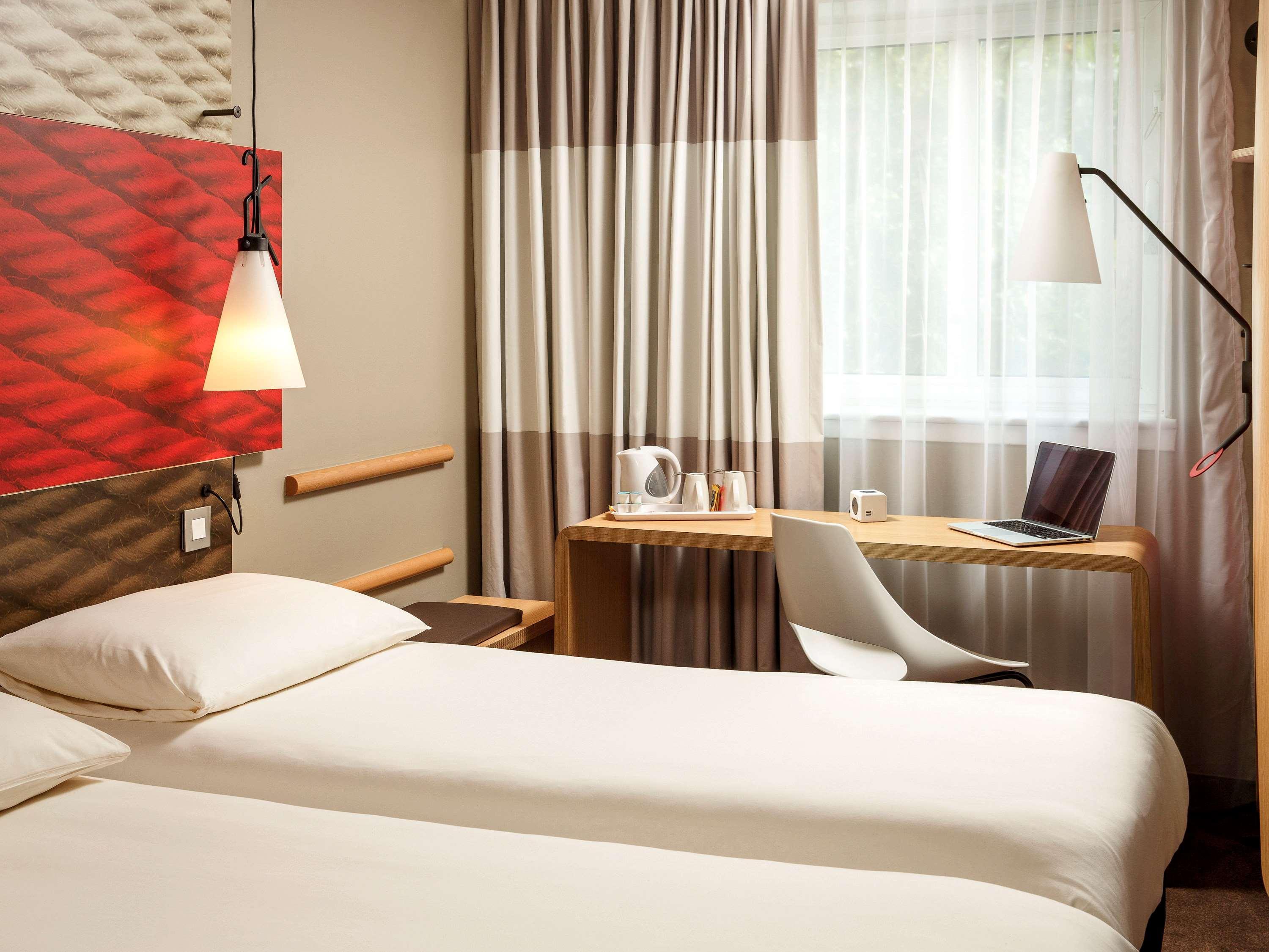 Готель Ibis London Excel-Docklands Екстер'єр фото