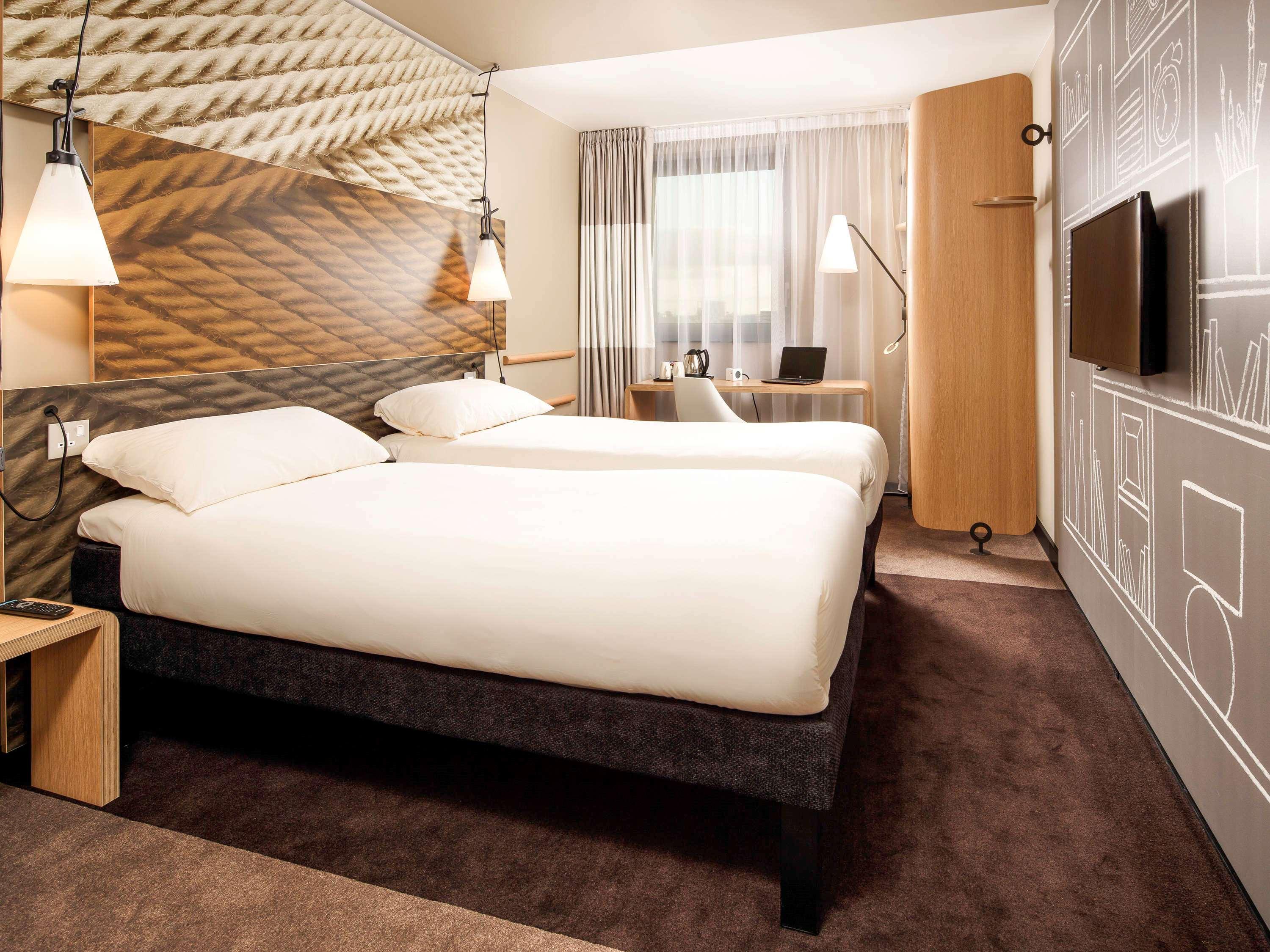 Готель Ibis London Excel-Docklands Екстер'єр фото
