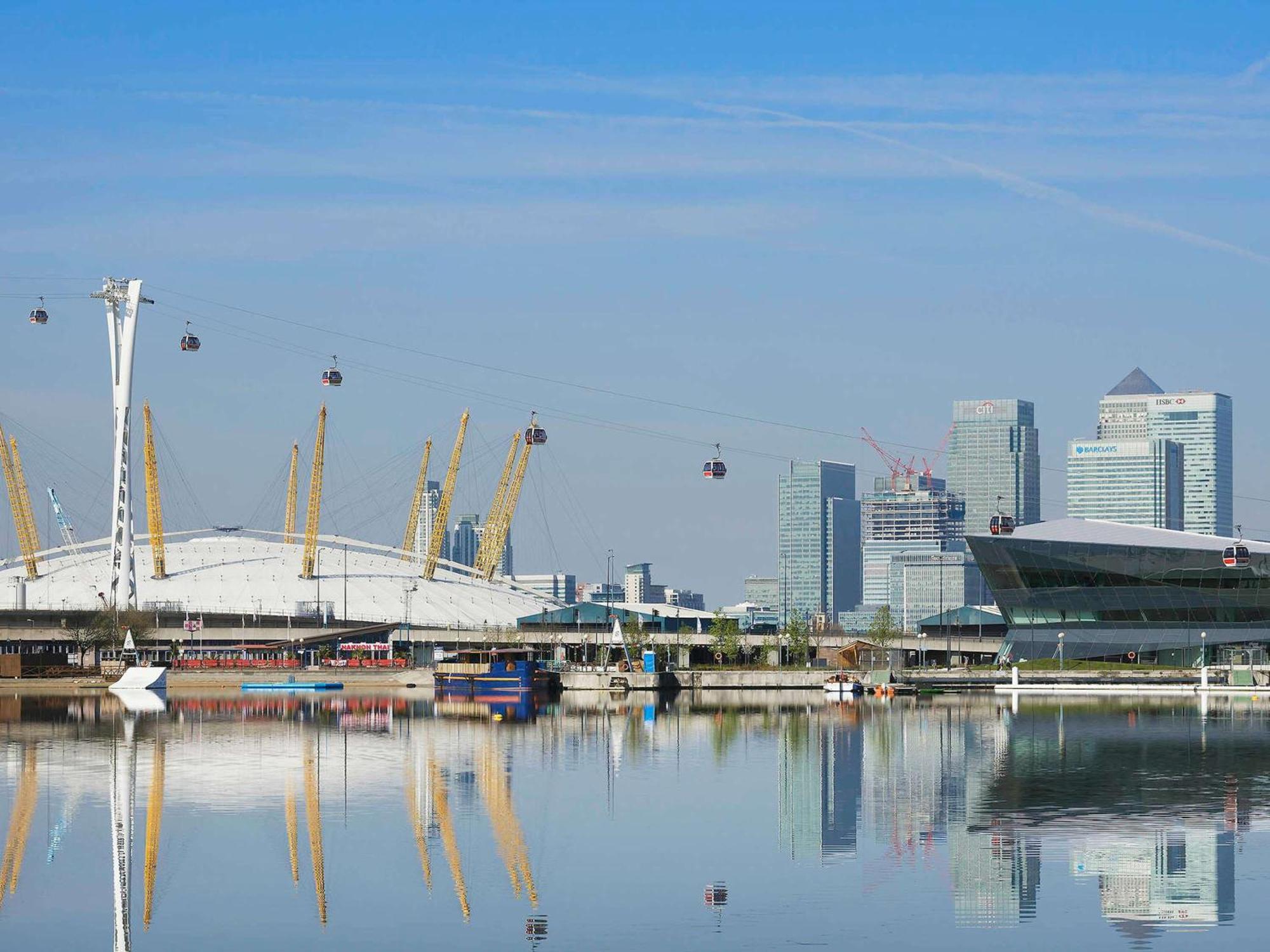 Готель Ibis London Excel-Docklands Екстер'єр фото