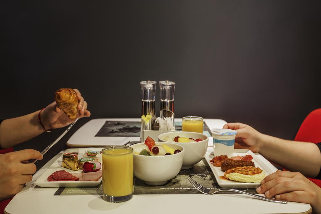 Готель Ibis London Excel-Docklands Екстер'єр фото